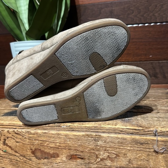 Route 66 Light Tan Faux Suede Lace Up Wedge Ankle Boots - Picture 9 of 11